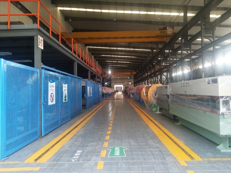 物流部成品仓库6s现场设备放置整齐有序
